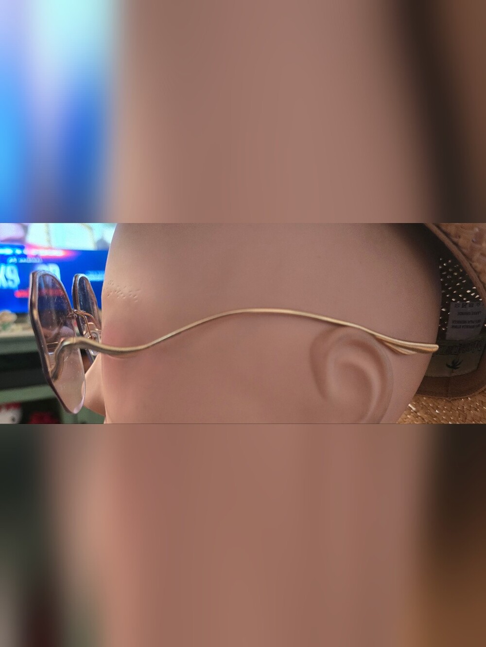 Vintage 70's Rimless Pink Gradient Sunglasses with Gold Bridge - Picture 3 of 7